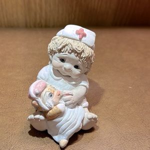 Vintage Cast Art Industries Dreamsicles Junior Nurse 1996 Figurine.